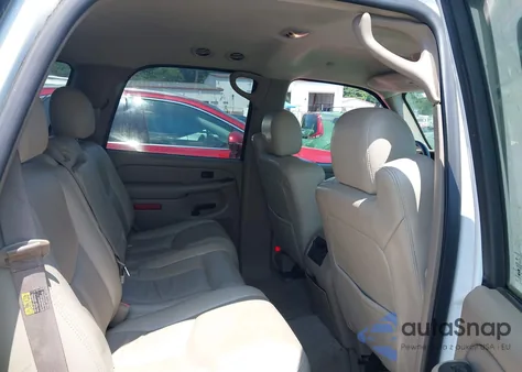 2004 Chevrolet Tahoe Lt z USA, uszkodzony, nr VIN 1GNEC13Z04R275521